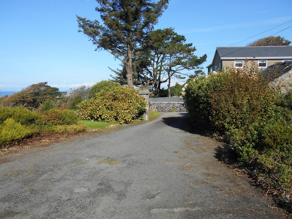 Hendre Clochydd Hall Llanaber Exteriör bild