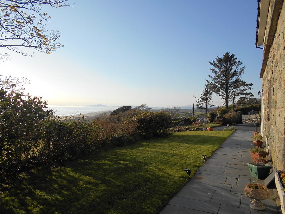 Hendre Clochydd Hall Llanaber Exteriör bild